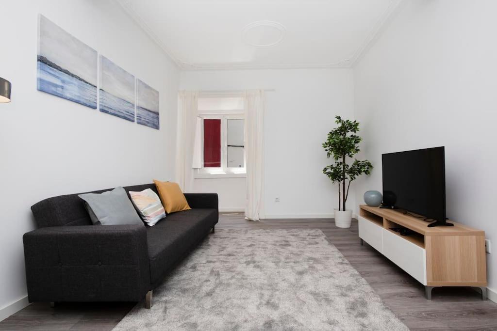 Santa Marta Cozy Apt W/ Ac Lisboa المظهر الخارجي الصورة